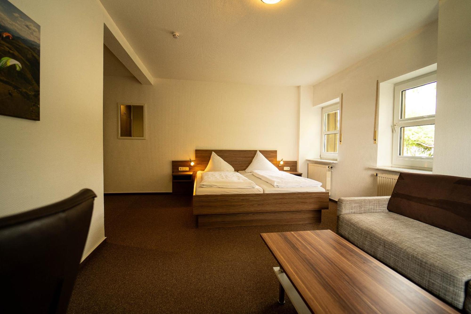 Berghotel Deutscher Flieger Wasserkuppe Gersfeld Chambre photo