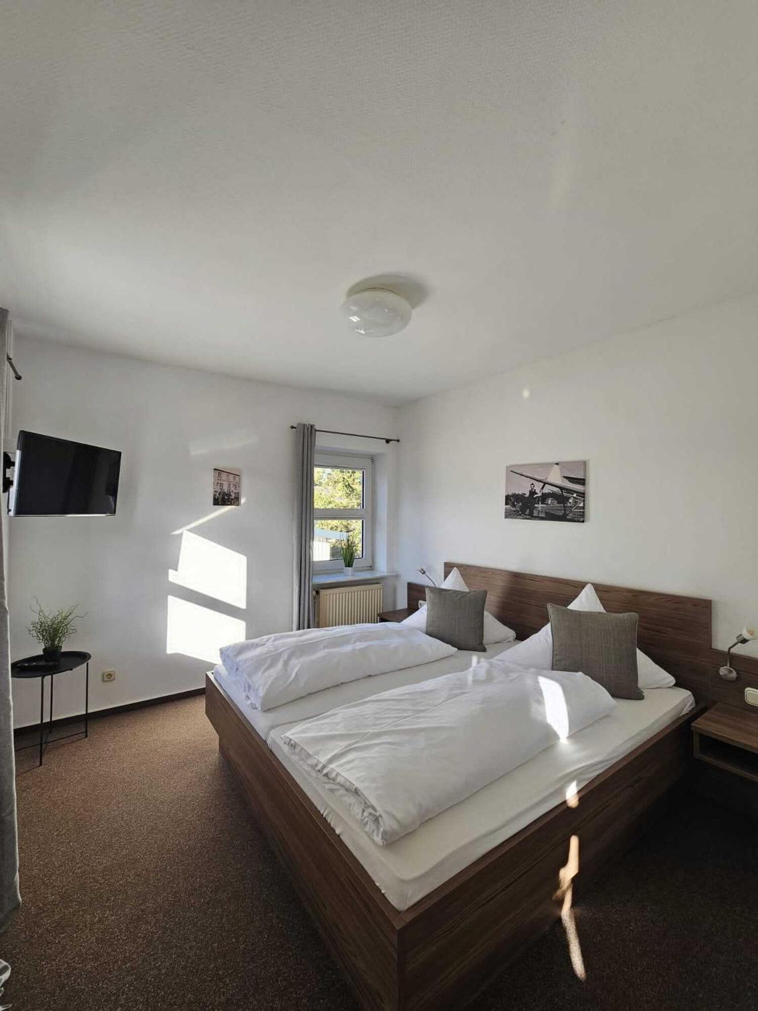 Berghotel Deutscher Flieger Wasserkuppe Gersfeld Extérieur photo