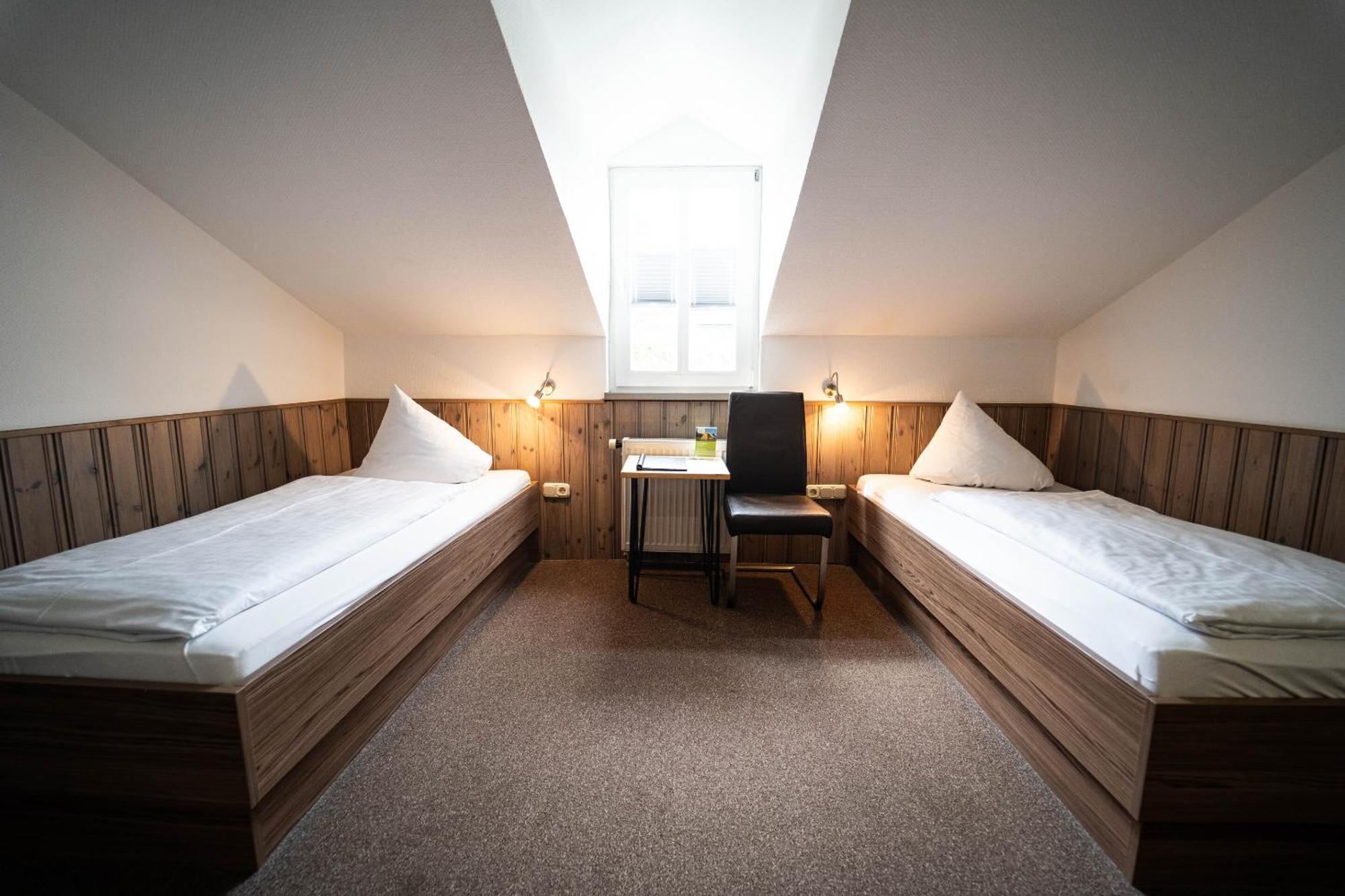 Berghotel Deutscher Flieger Wasserkuppe Gersfeld Chambre photo