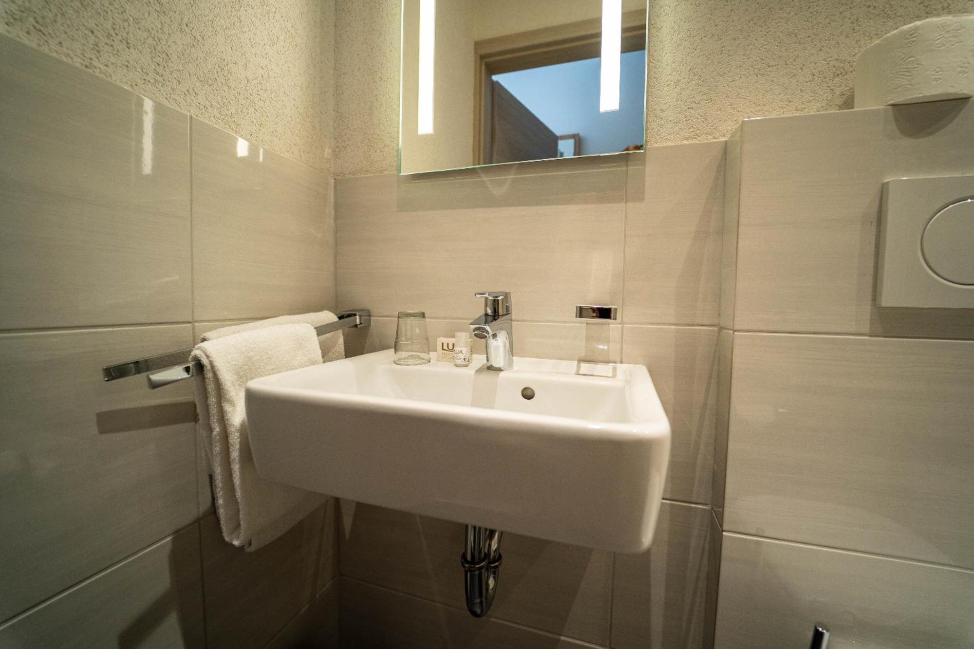 Berghotel Deutscher Flieger Wasserkuppe Gersfeld Chambre photo