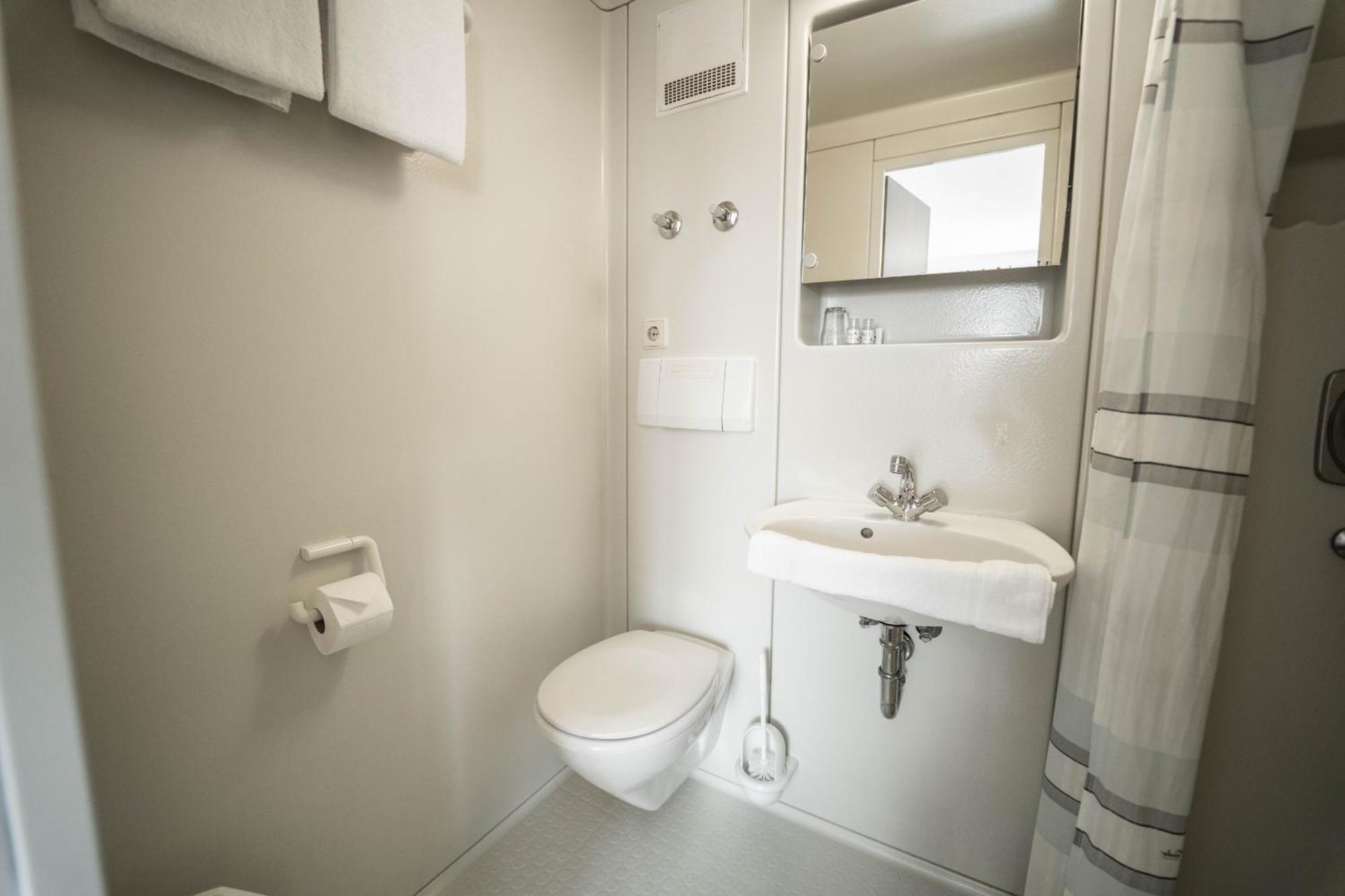 Berghotel Deutscher Flieger Wasserkuppe Gersfeld Chambre photo