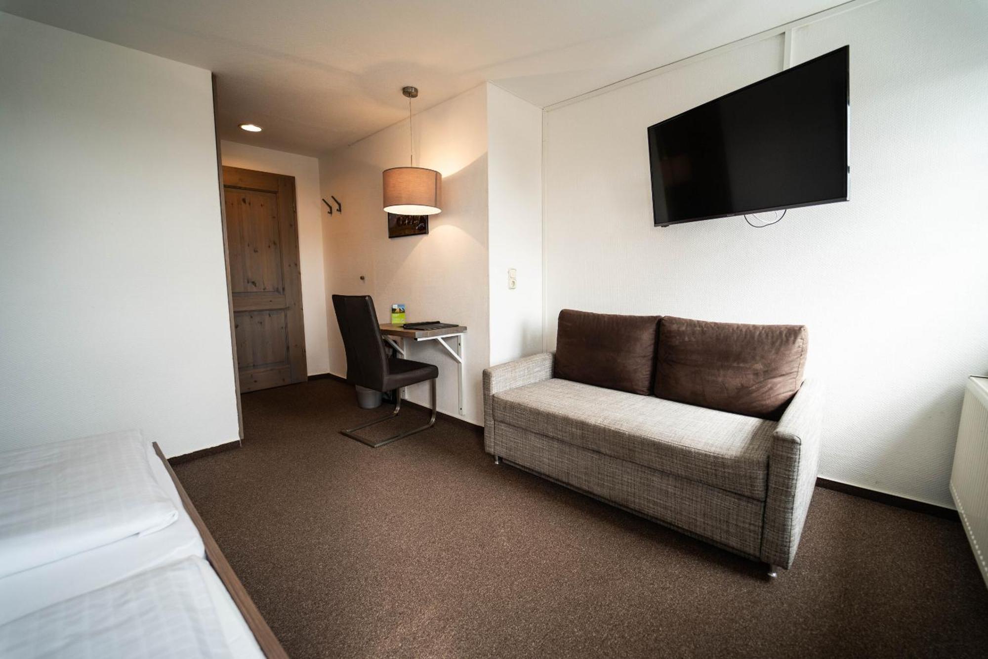 Berghotel Deutscher Flieger Wasserkuppe Gersfeld Chambre photo